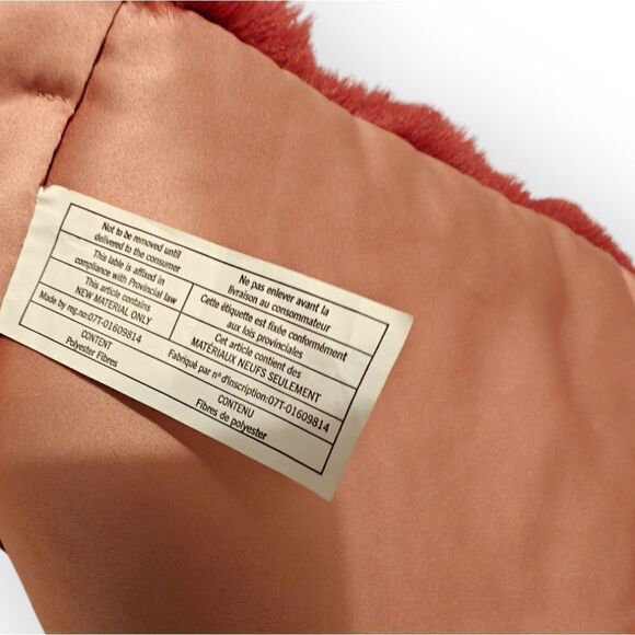 Large Halogen x Atlantic-Pacific red pink shades faux fur scarf wrap - Picture 4 of 8